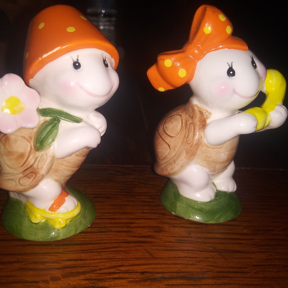 Rare pair of Lefton figurines